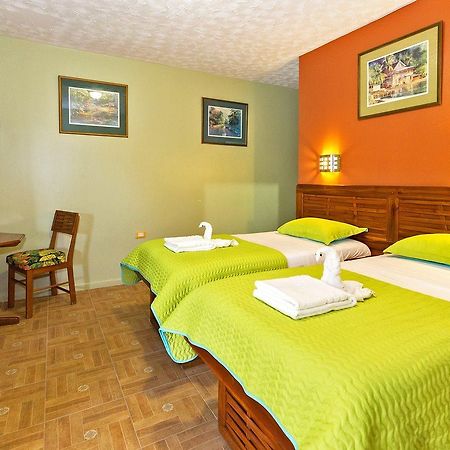 Shepherd Inn Crown Point Bagian luar foto