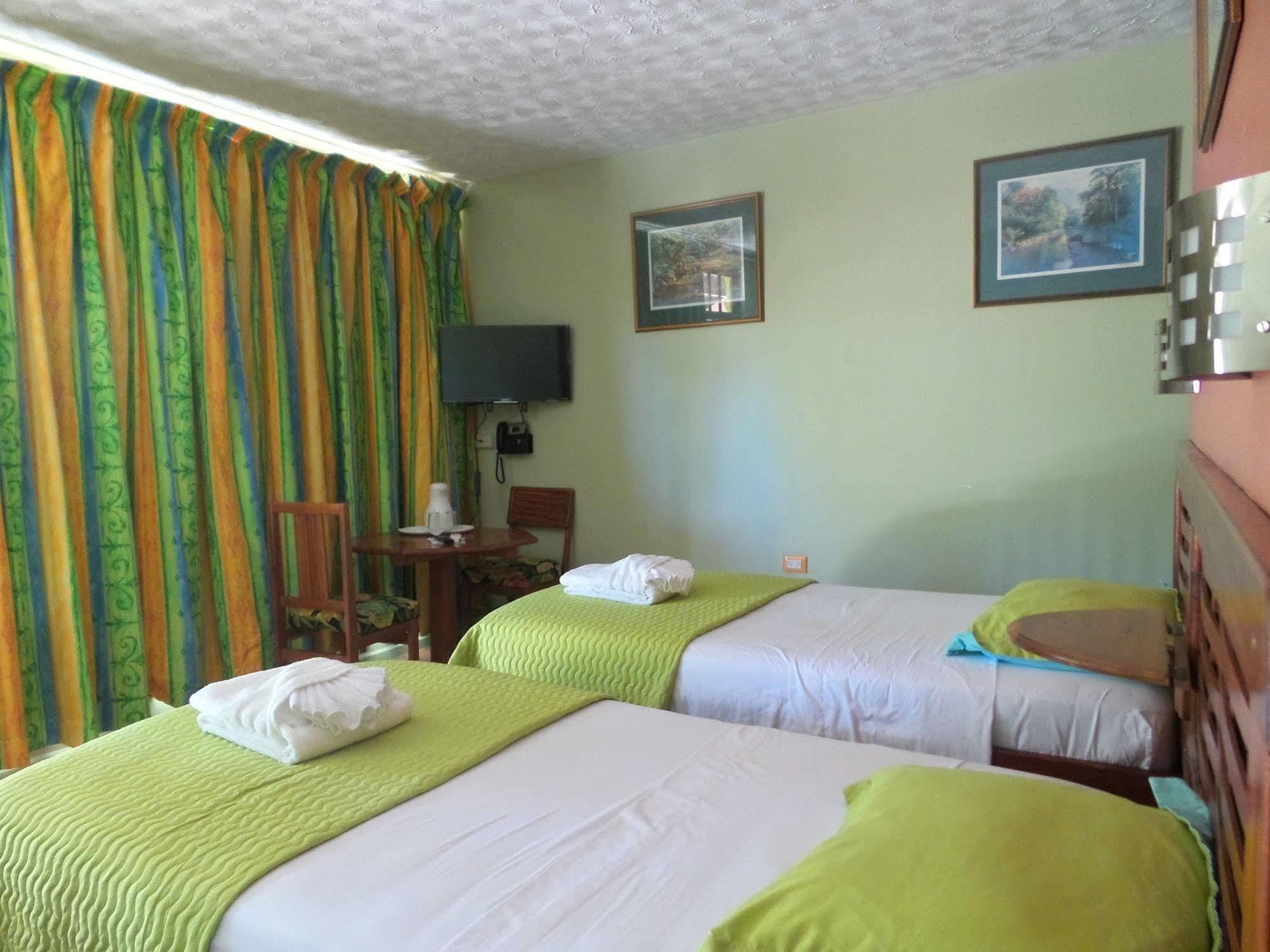 Shepherd Inn Crown Point Bagian luar foto