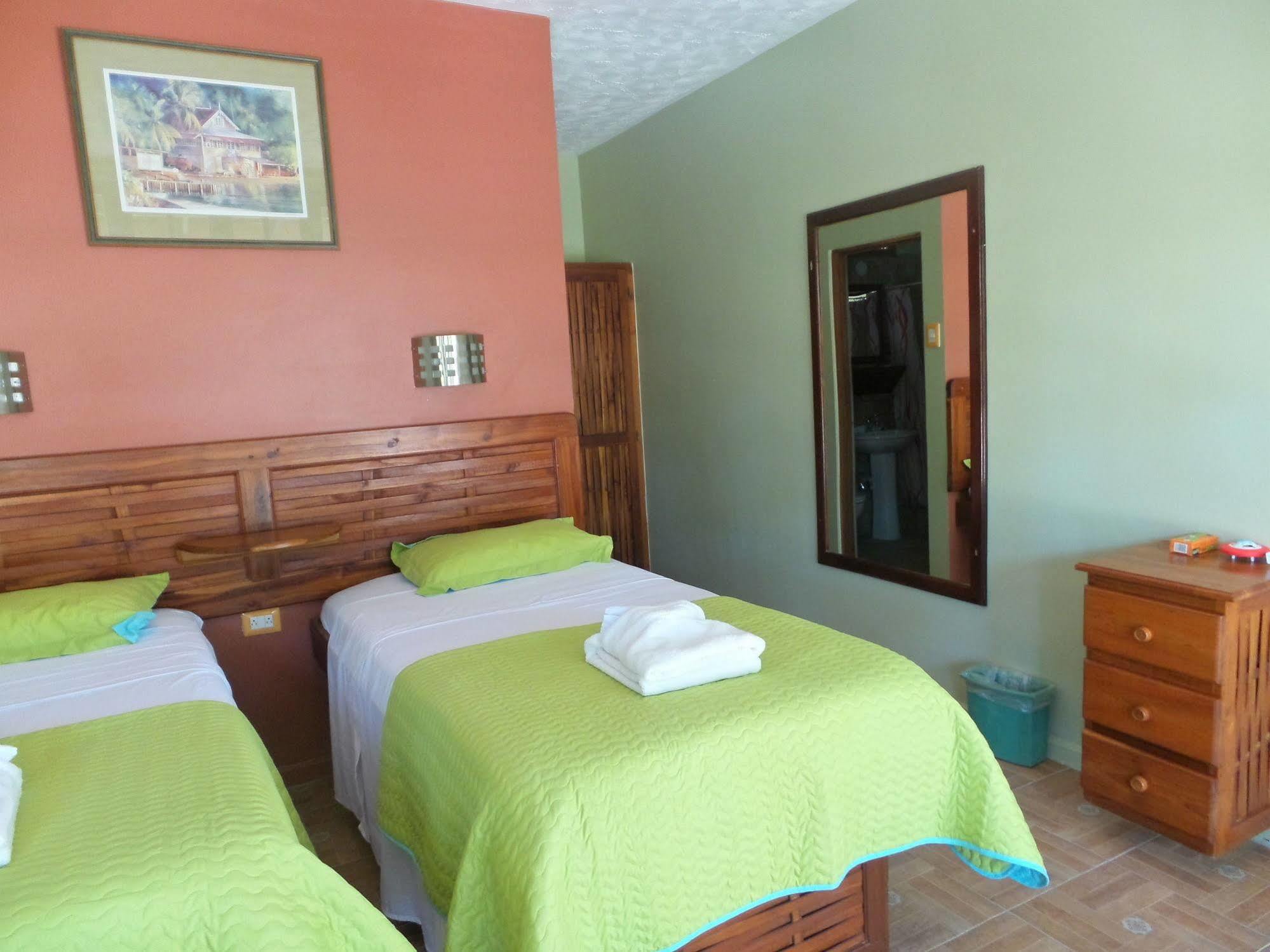 Shepherd Inn Crown Point Bagian luar foto
